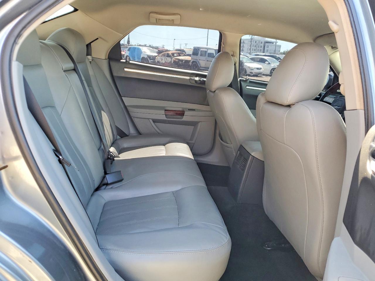 2006 CHRYSLER 300C photo 19