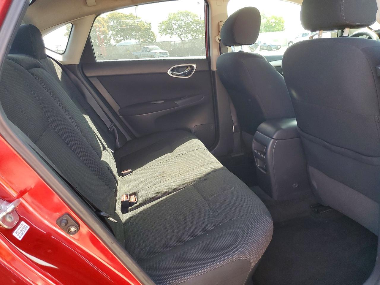 2013 NISSAN SENTRA S photo 10
