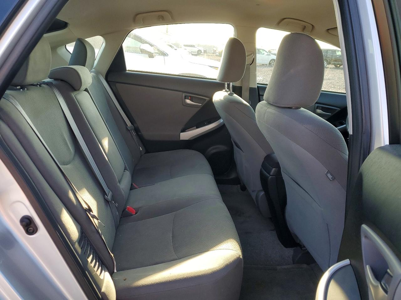 2013 TOYOTA PRIUS TWO photo 10