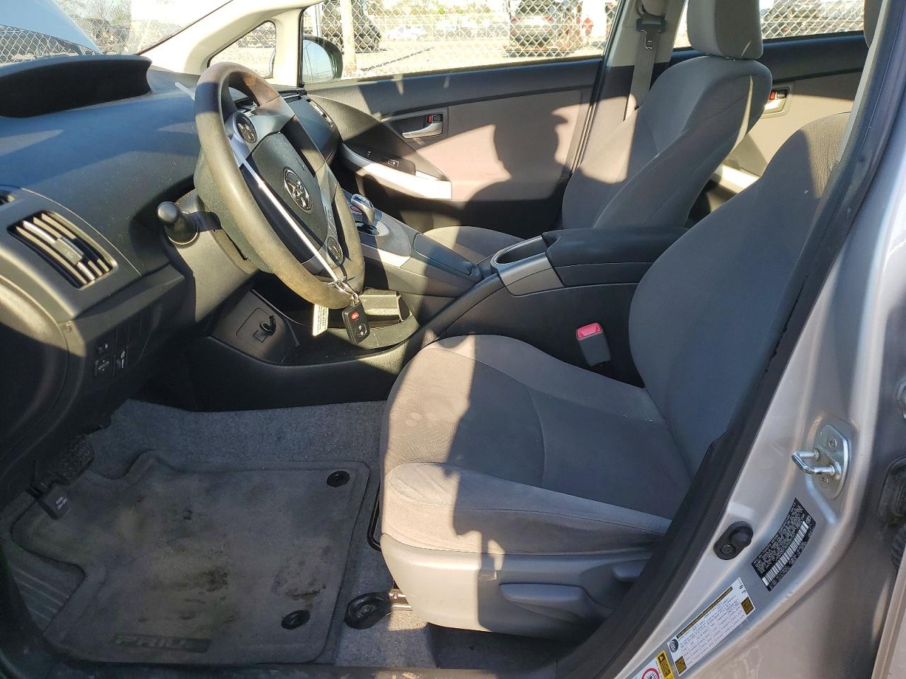 2013 TOYOTA PRIUS TWO photo 7