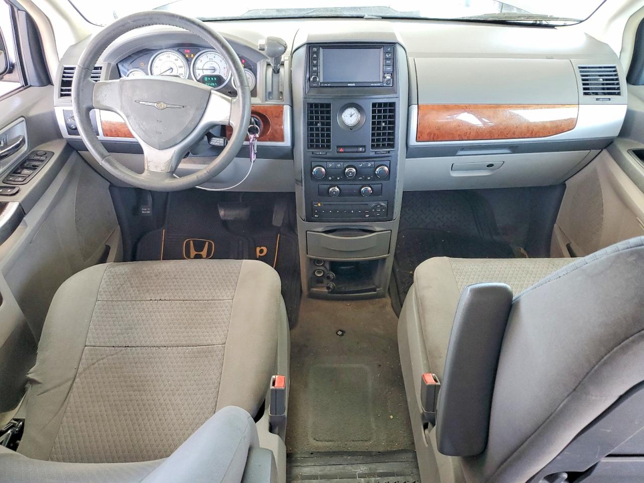 2008 CHRYSLER TOWN & COUNTRY TOURING photo 22