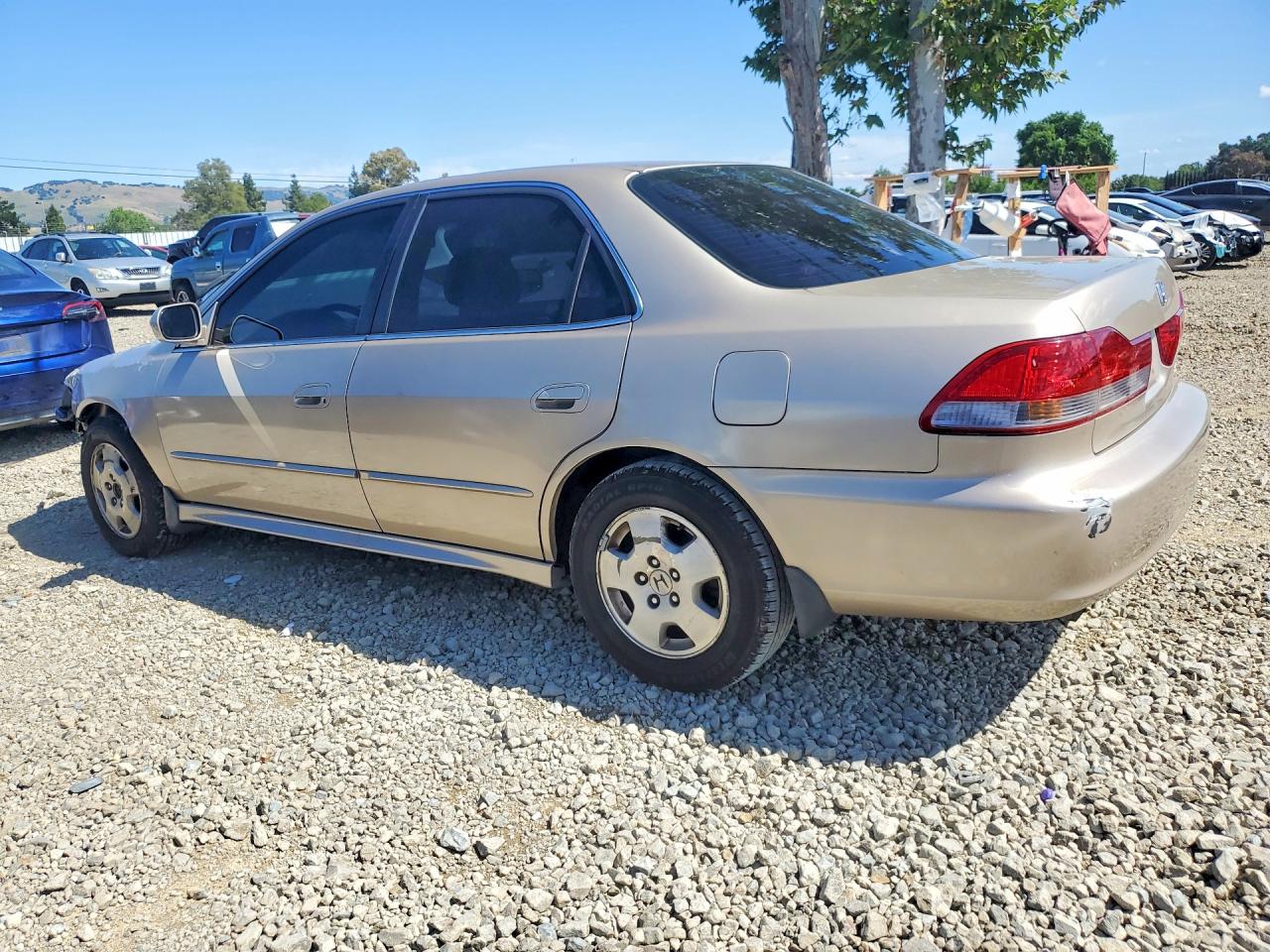 2002 HONDA ACCORD EX photo 3
