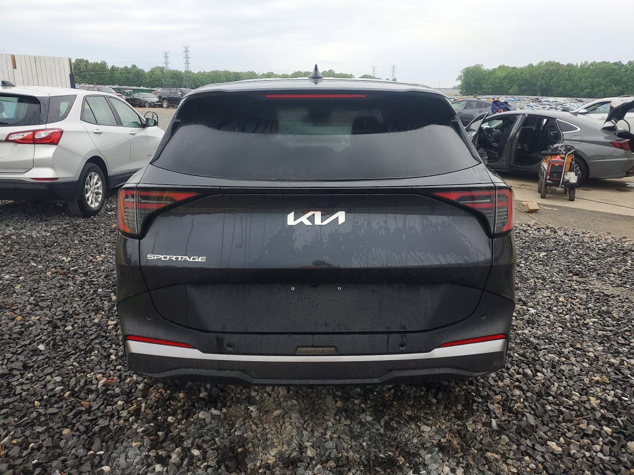 2026 KIA SPORTAGE LX photo 16