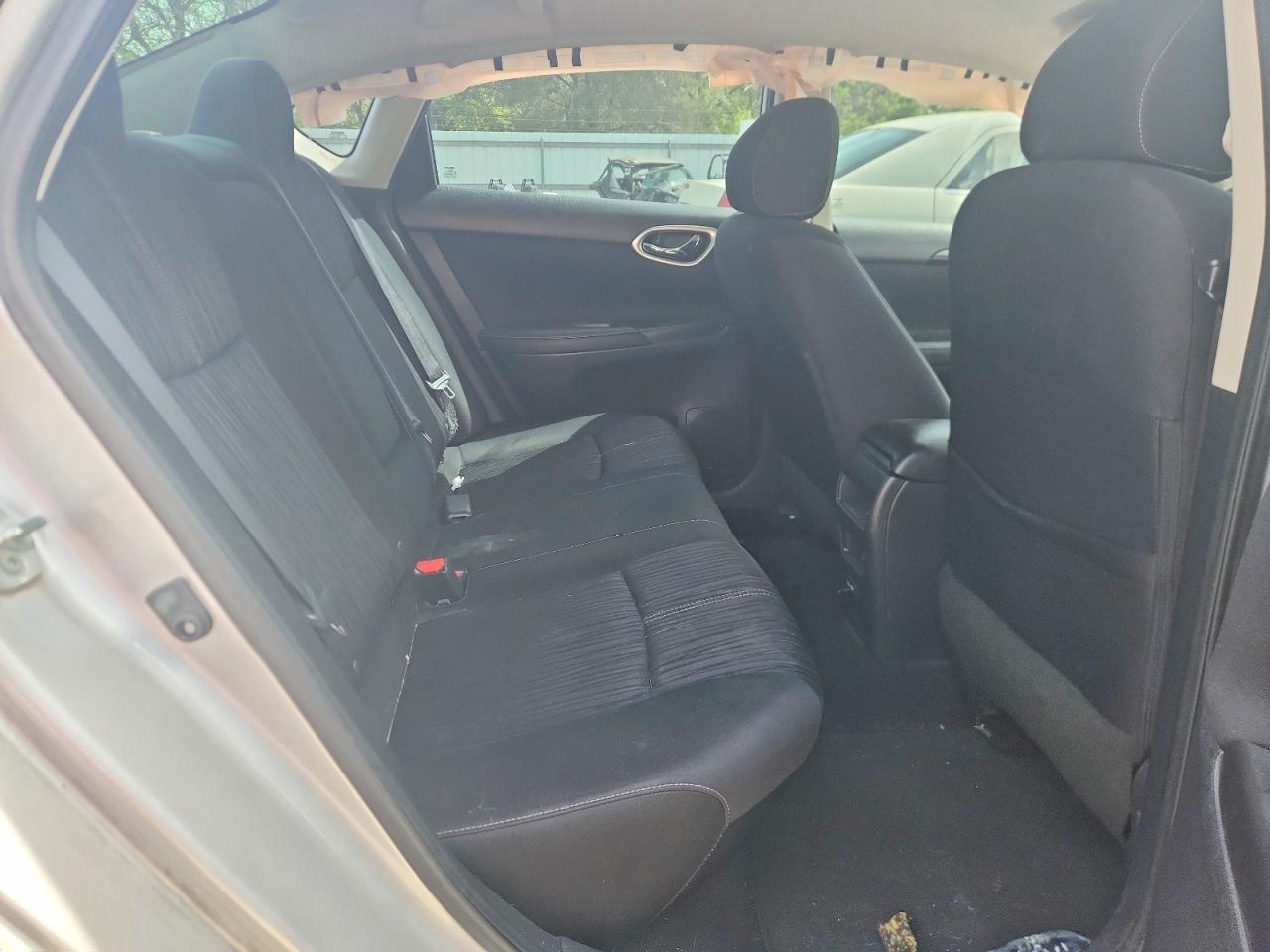 2018 NISSAN SENTRA SV photo 19