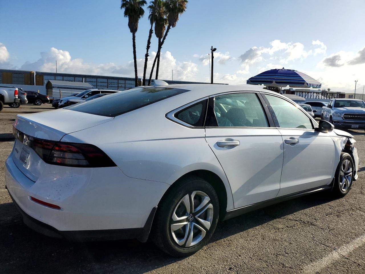 2024 HONDA ACCORD EX photo 5