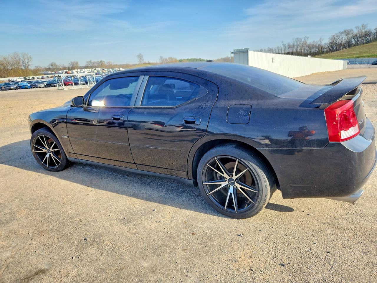 2009 DODGE CHARGER R photo 4