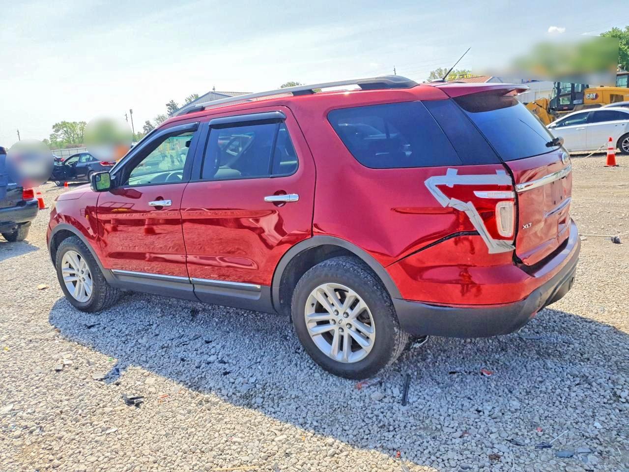 2014 FORD EXPLORER XLT photo 3