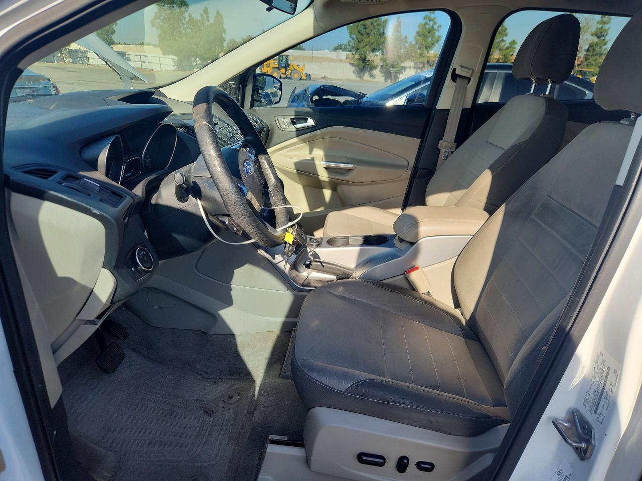 2014 FORD ESCAPE SE photo 19
