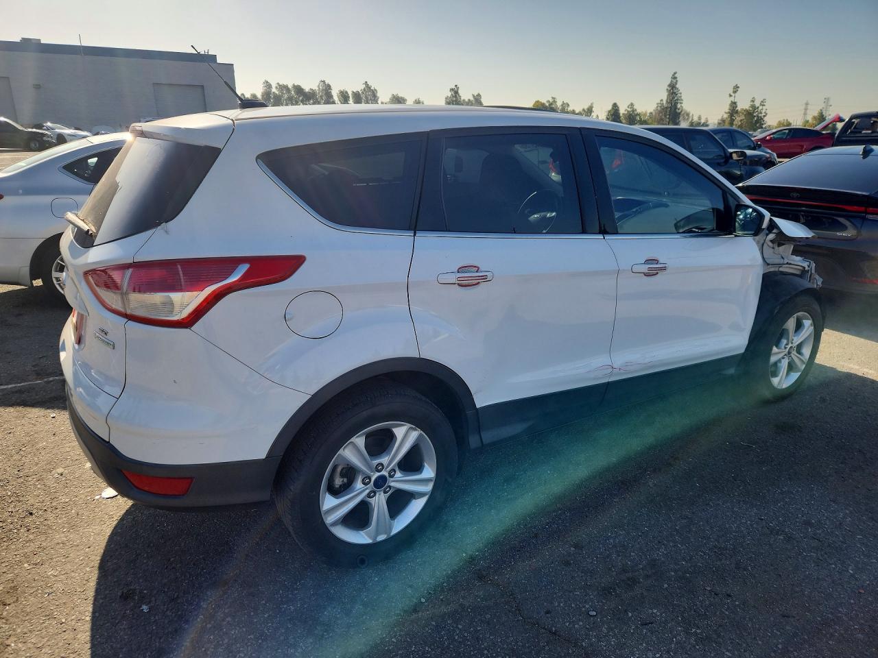 2014 FORD ESCAPE SE photo 7