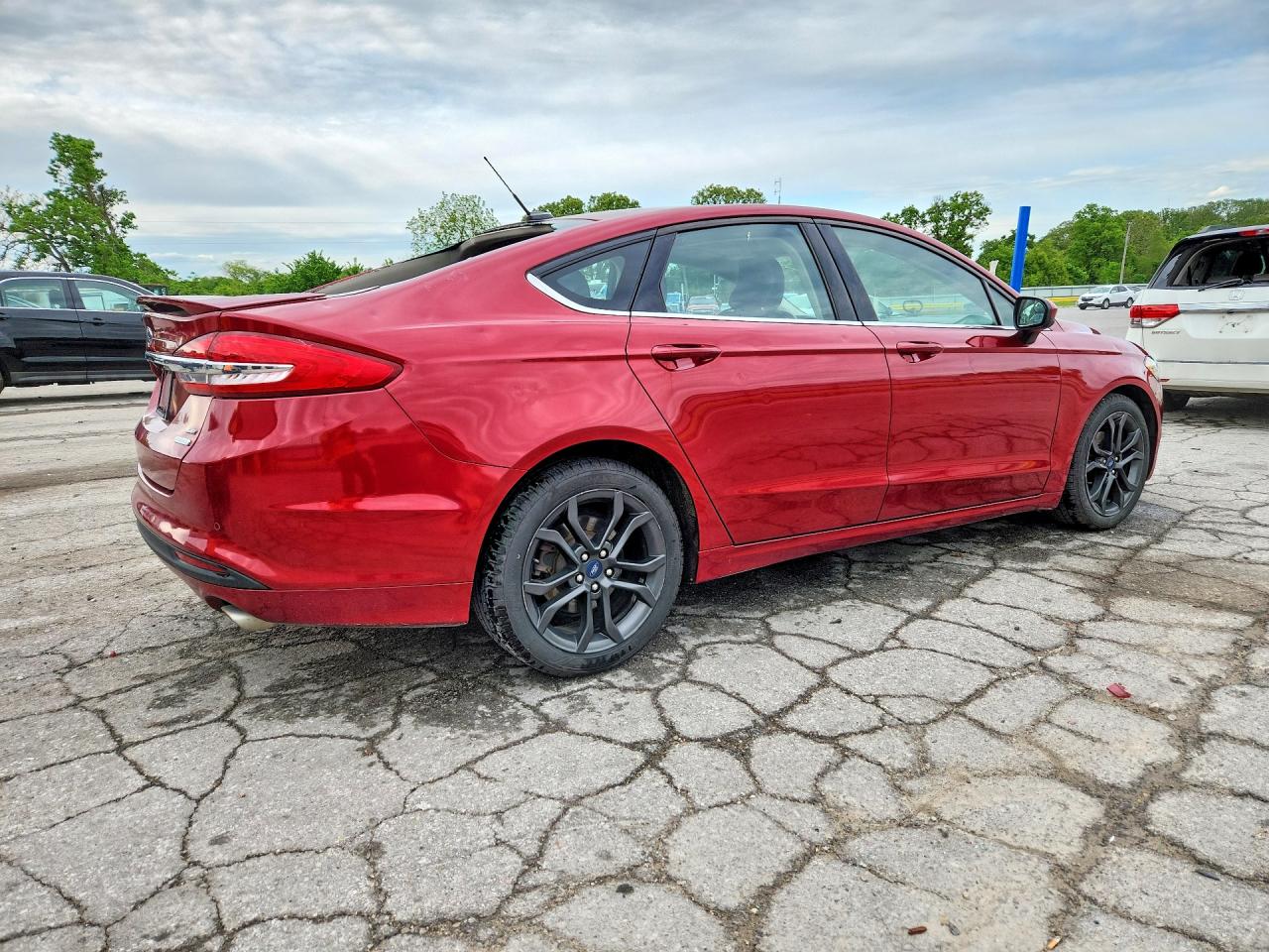 2018 FORD FUSION SE photo 3
