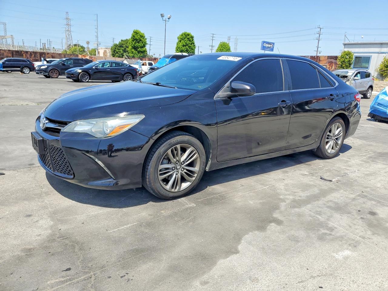 2016 TOYOTA CAMRY