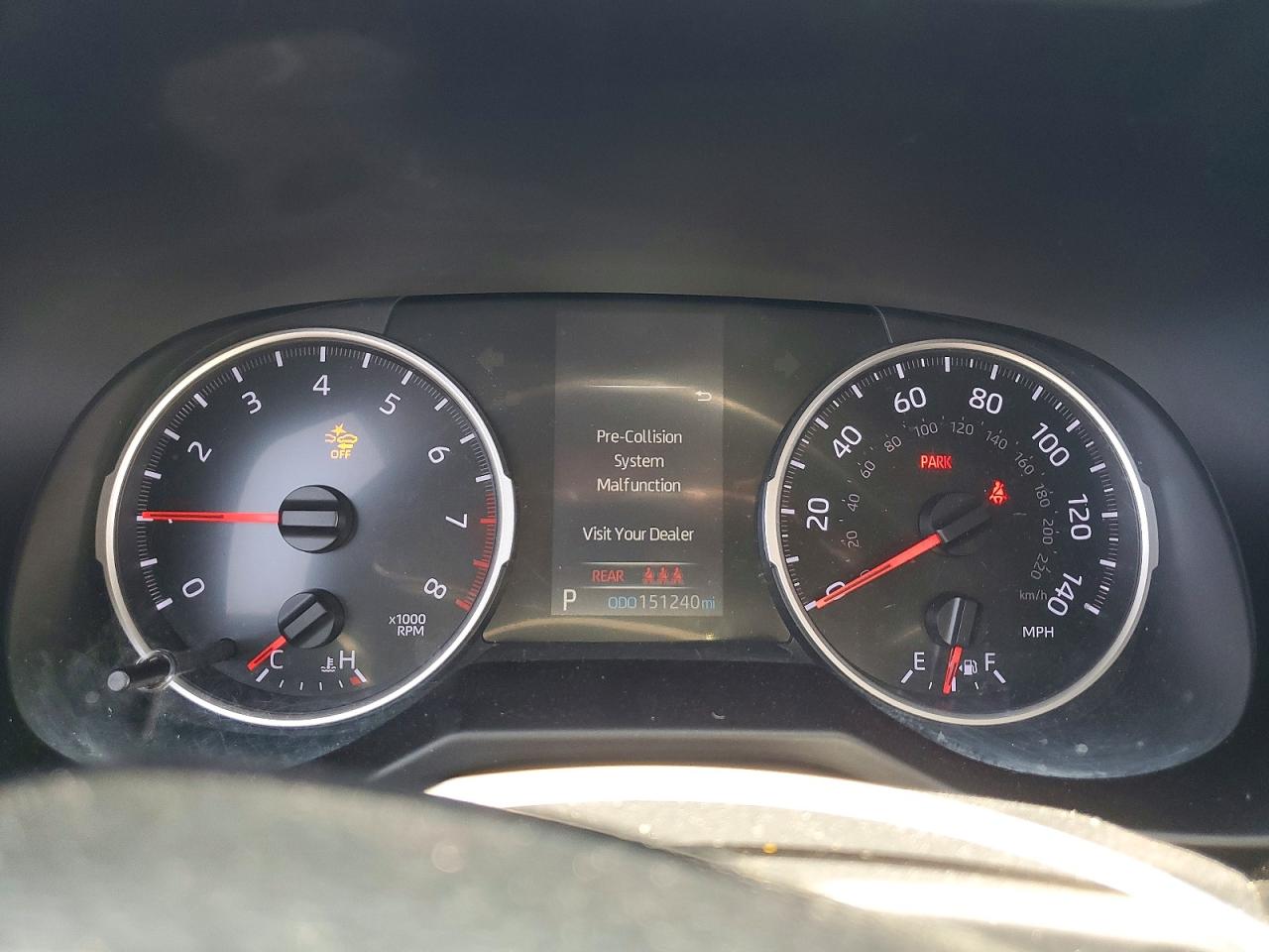 2019 TOYOTA RAV4 LE photo 9