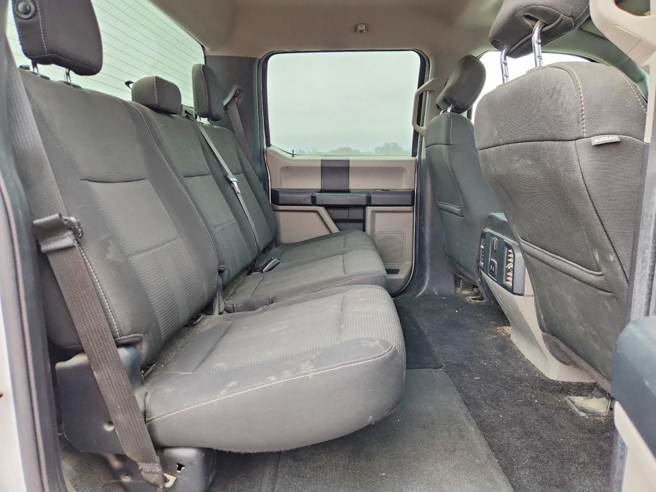 2017 FORD F150 SUPERCREW photo 28