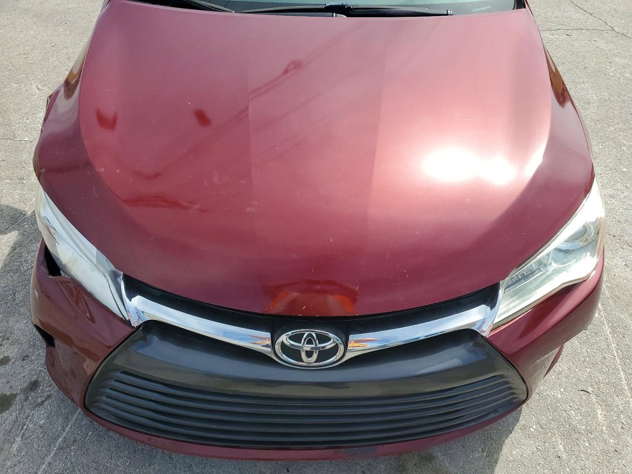 2015 TOYOTA CAMRY SE photo 31