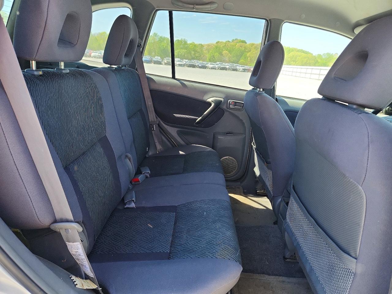 2003 TOYOTA RAV4 BASE photo 21