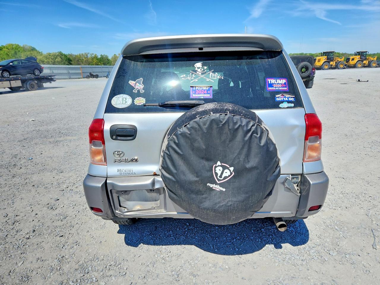 2003 TOYOTA RAV4 BASE photo 11