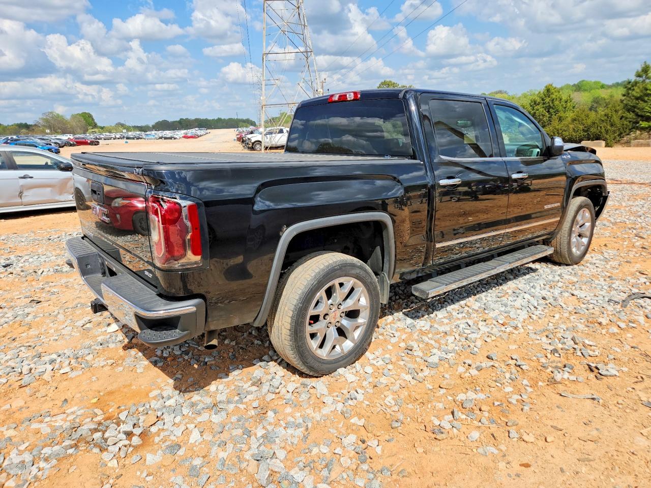 2017 GMC SIERRA K1500 SLT photo 7