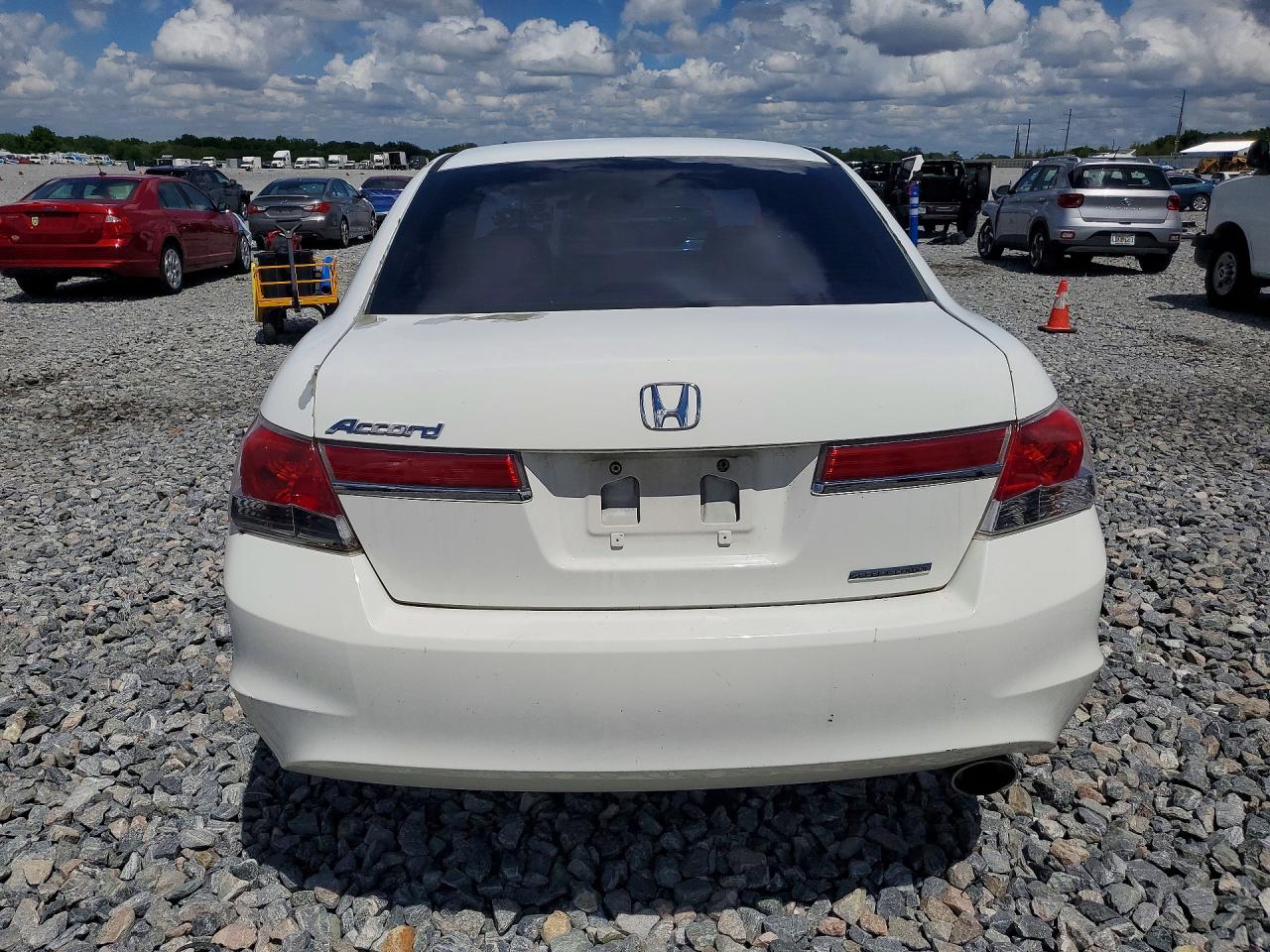 2011 HONDA ACCORD SE photo 11