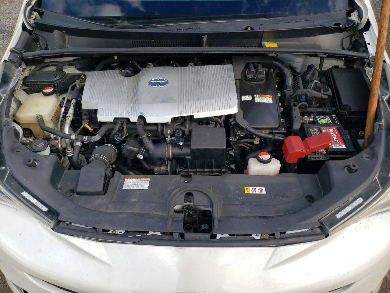 2016 TOYOTA PRIUS THREE TOURING photo 21
