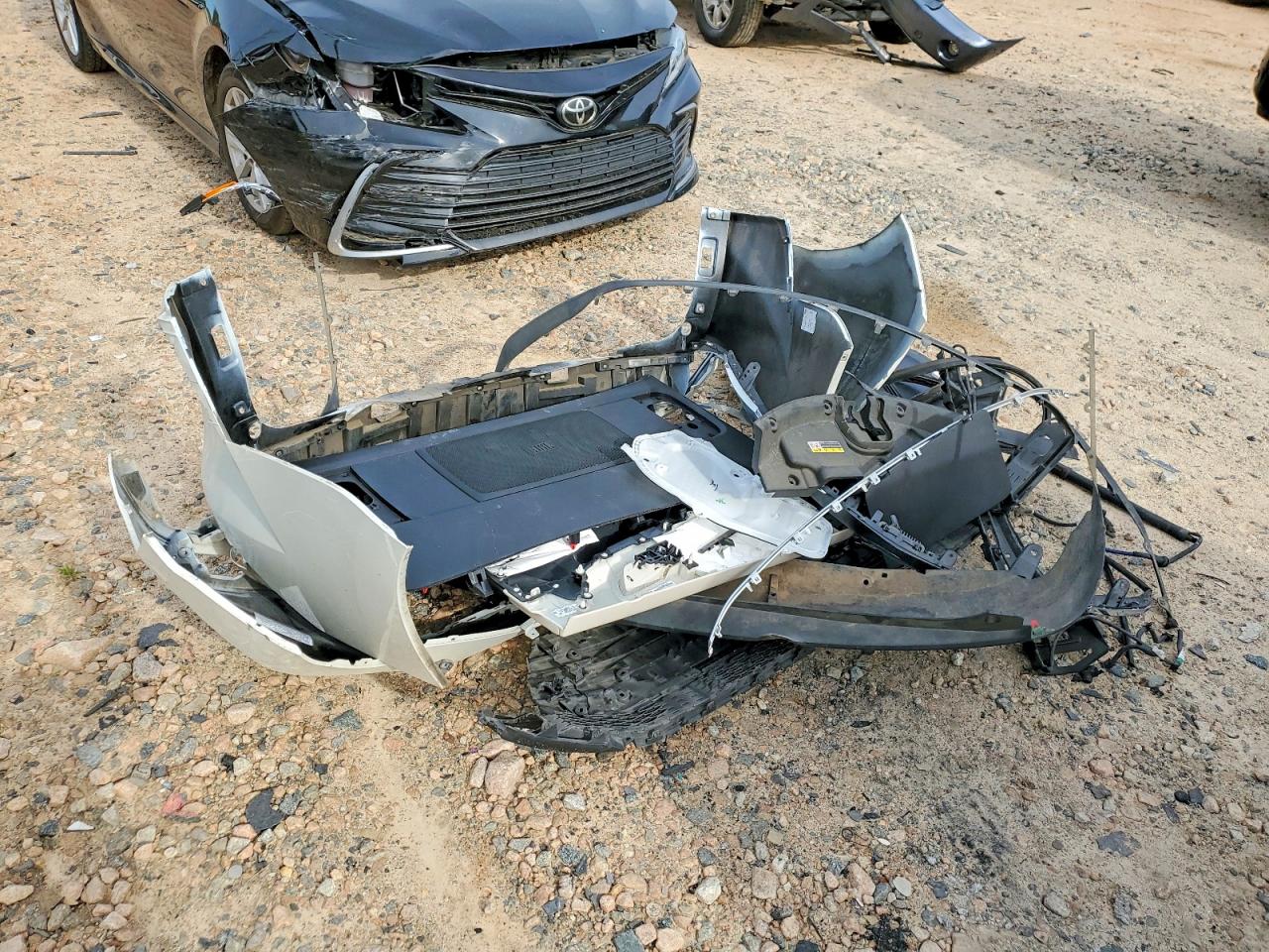 2021 TOYOTA SIENNA XLE 8-PASSENGER photo 25