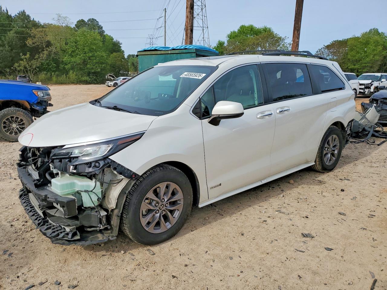 2021 TOYOTA SIENNA