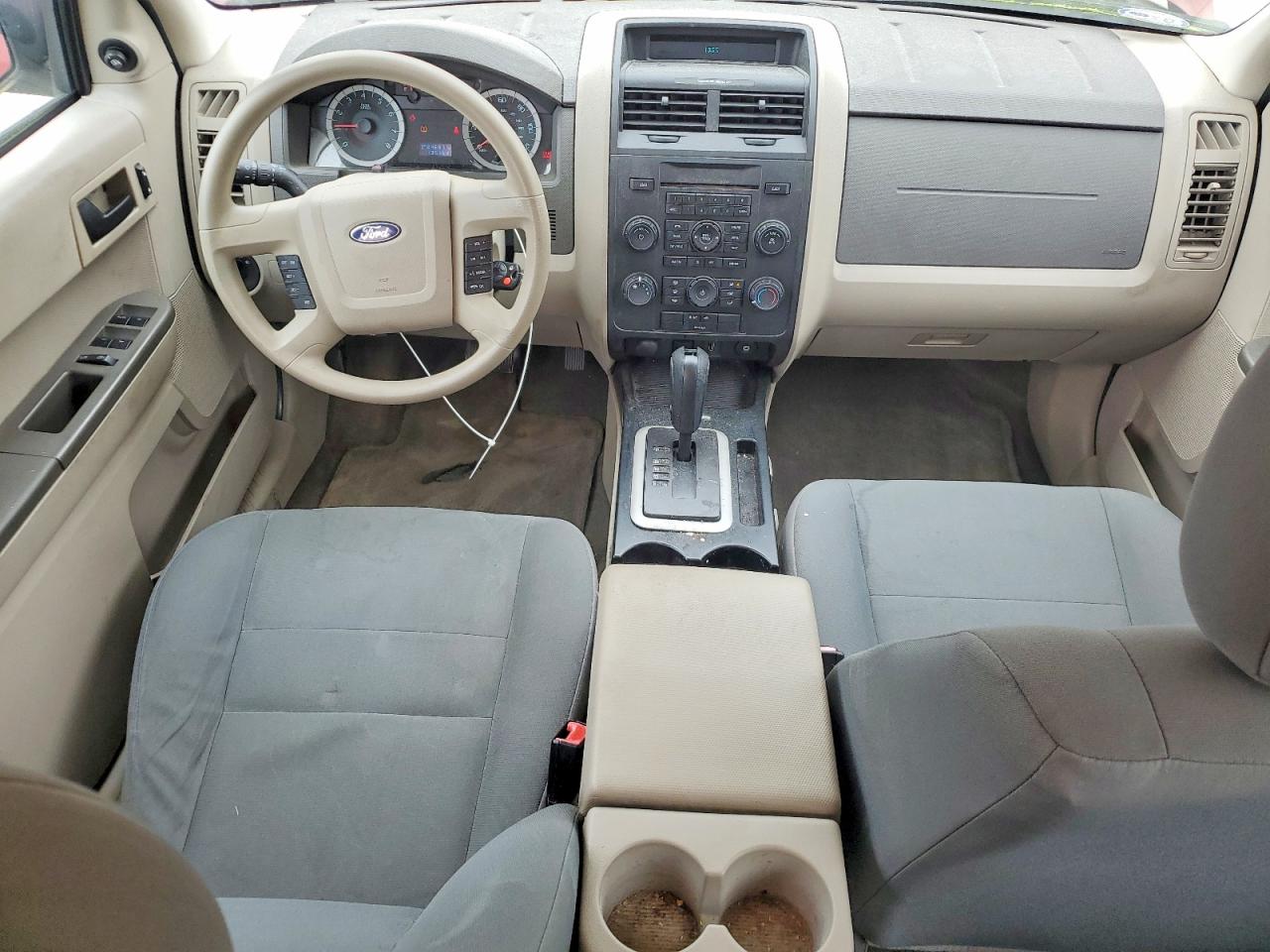 2010 FORD ESCAPE XLS photo 15