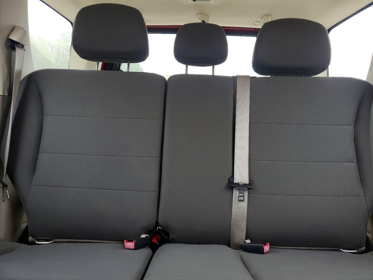 2010 FORD ESCAPE XLS photo 19