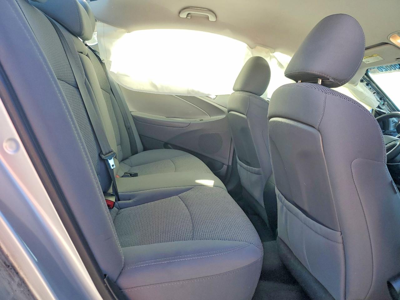 2013 HYUNDAI SONATA GLS photo 19