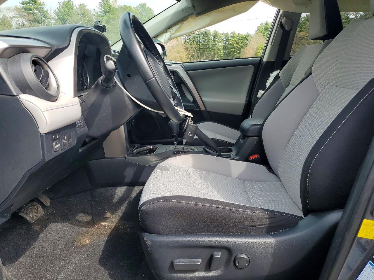 2018 TOYOTA RAV4 XLE photo 13