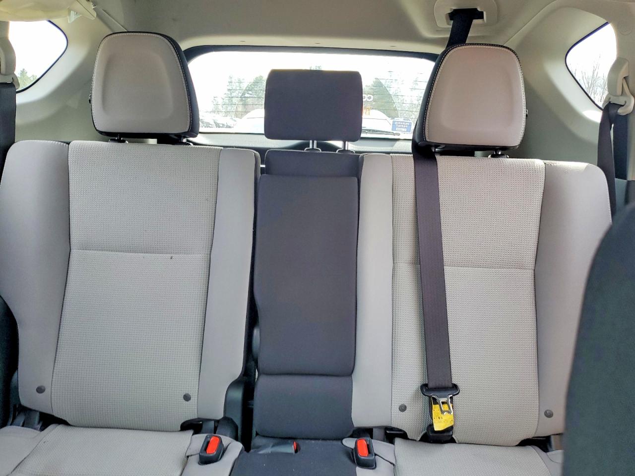 2018 TOYOTA RAV4 XLE photo 19