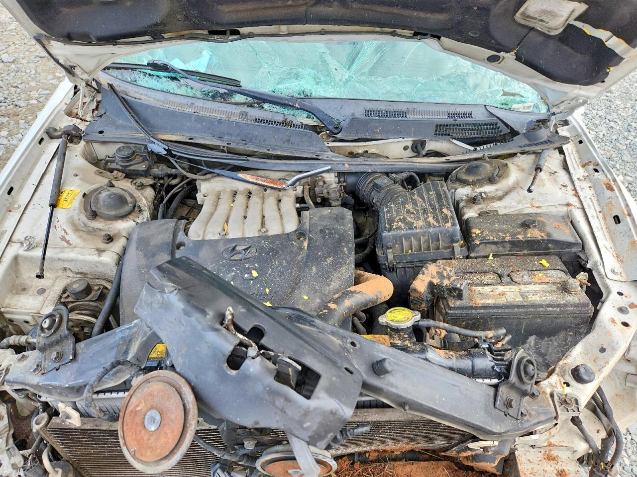 2002 HYUNDAI SONATA GLS photo 11