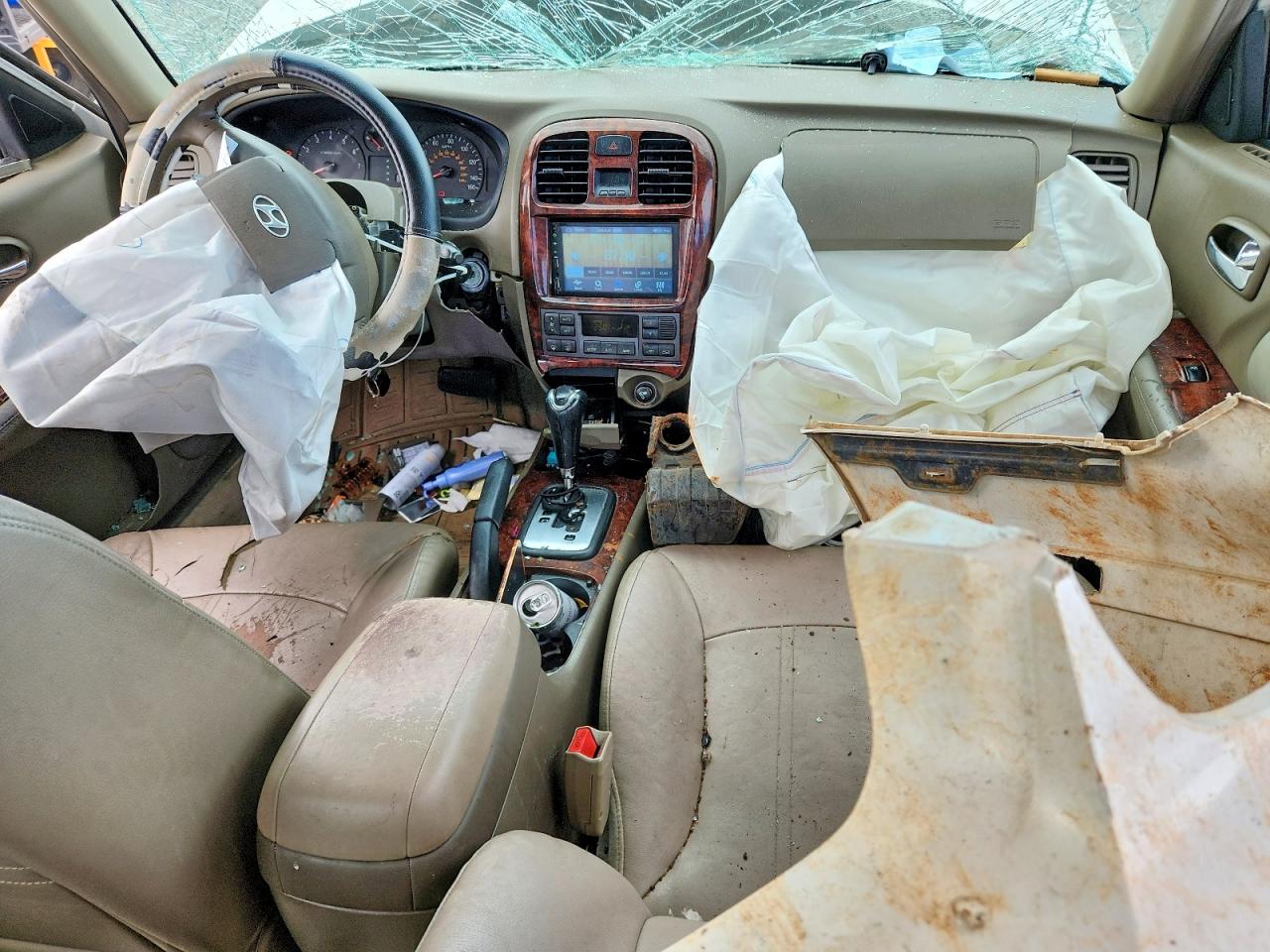 2002 HYUNDAI SONATA GLS photo 8