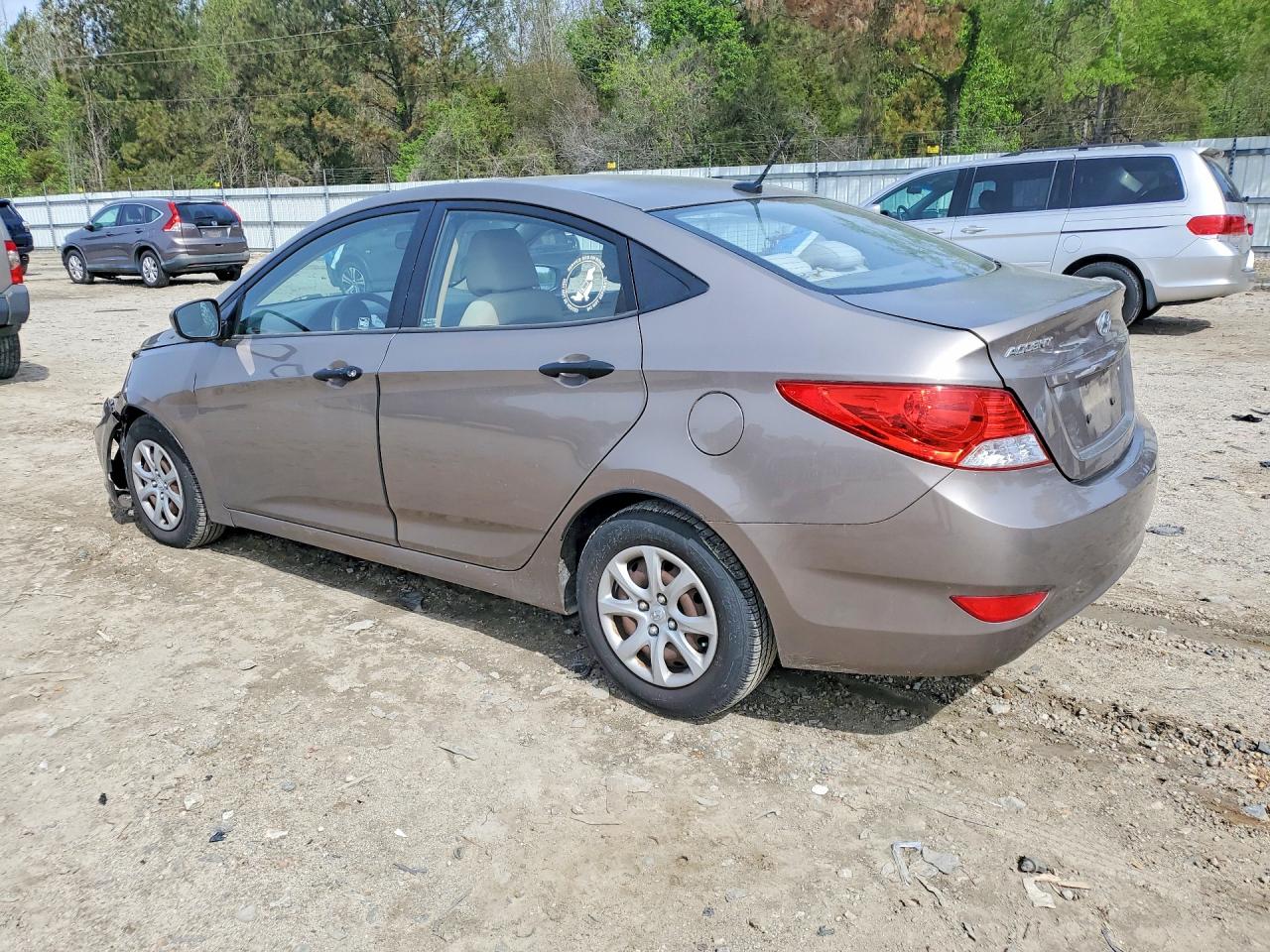 2012 HYUNDAI ACCENT GLS photo 3