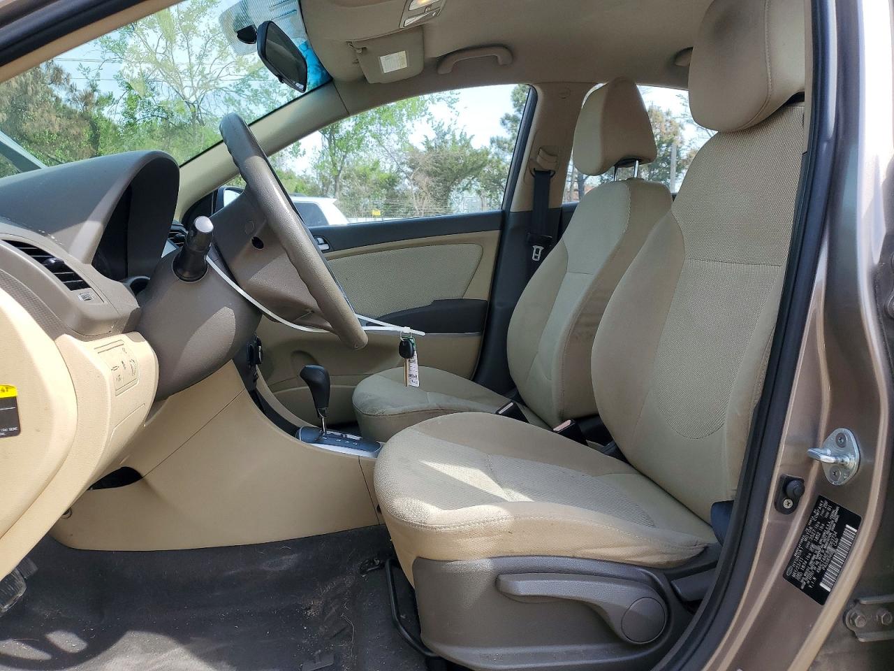 2012 HYUNDAI ACCENT GLS photo 13