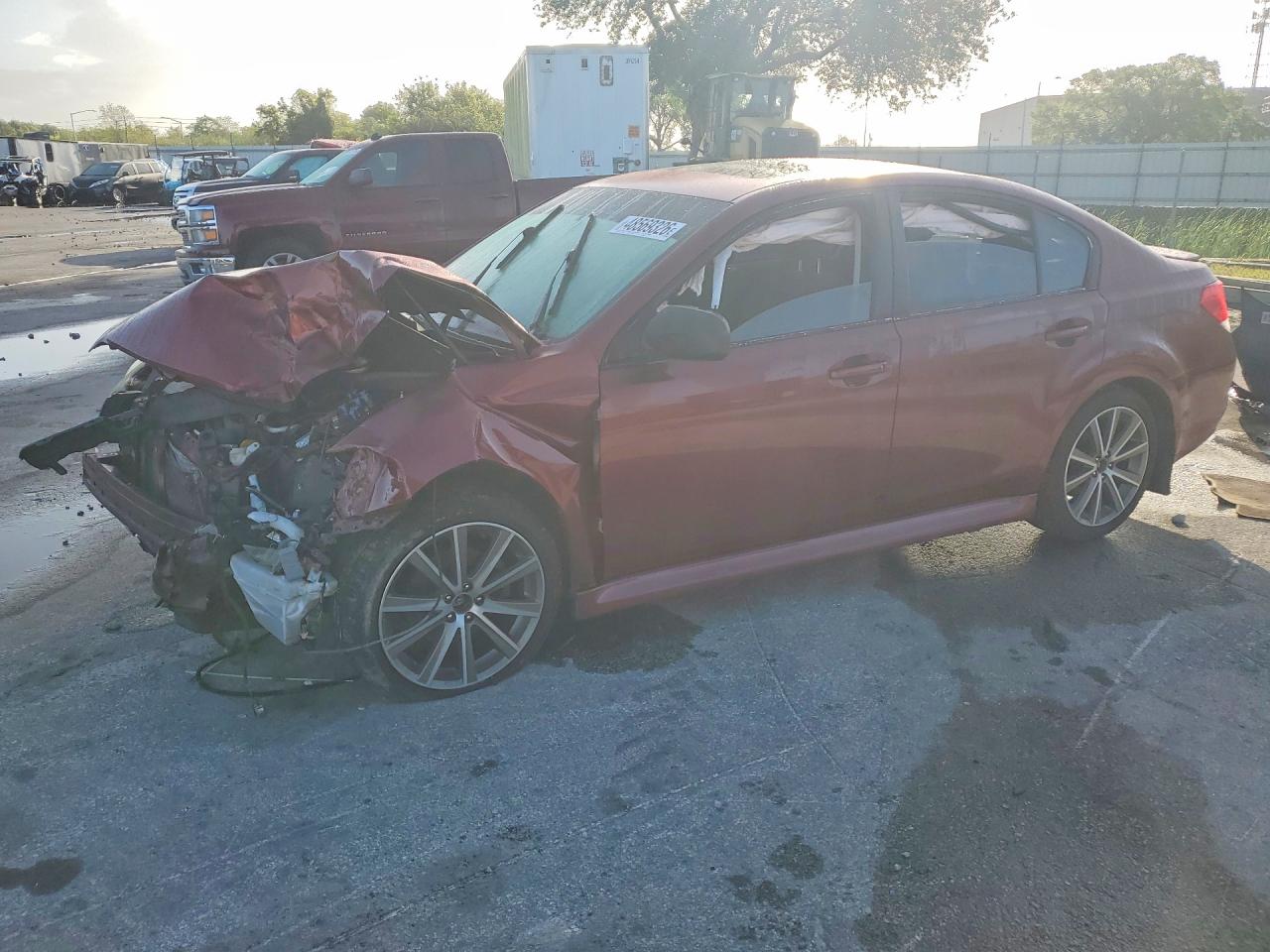 2013 SUBARU LEGACY