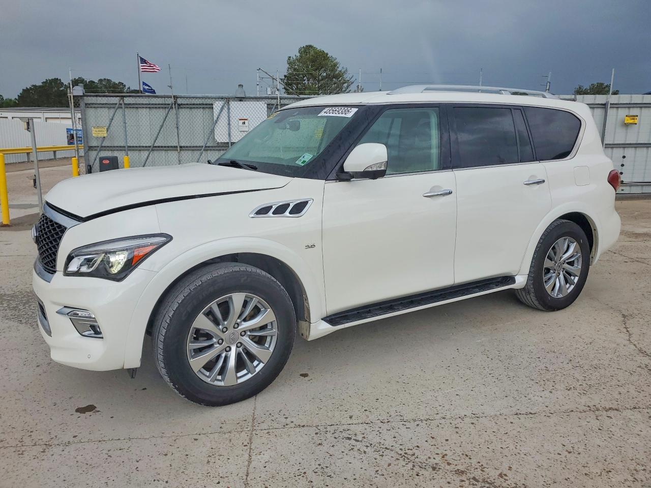 2017 INFINITI QX80