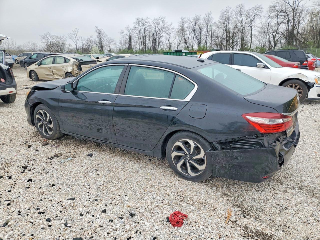 2017 HONDA ACCORD EX photo 3