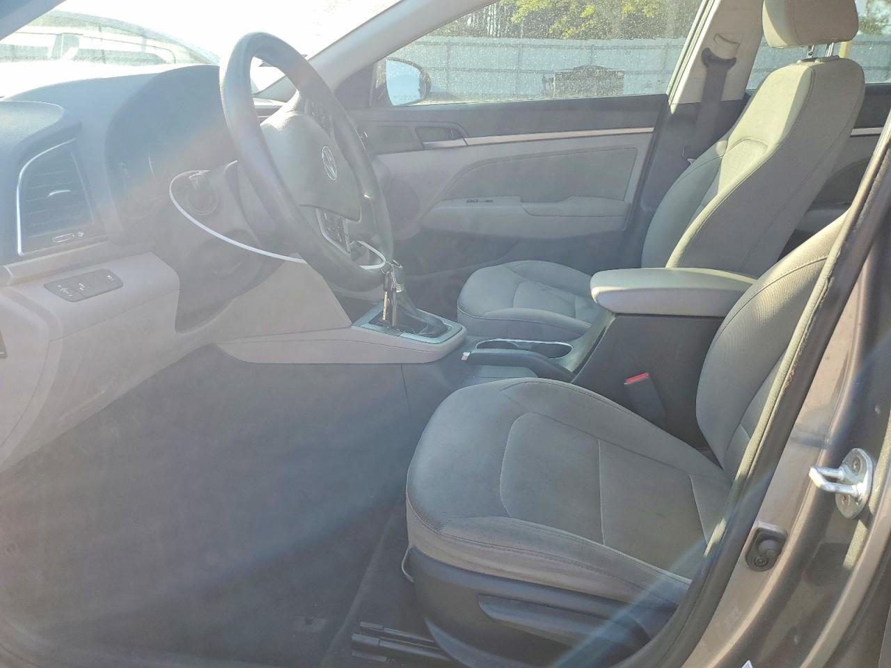 2018 HYUNDAI ELANTRA SEL photo 19