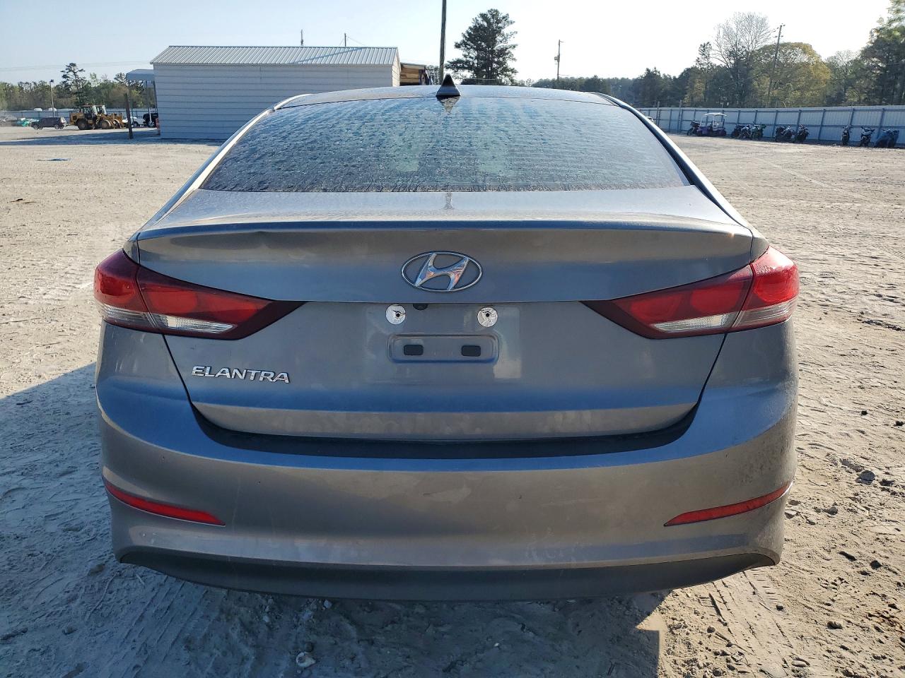 2018 HYUNDAI ELANTRA SEL photo 16
