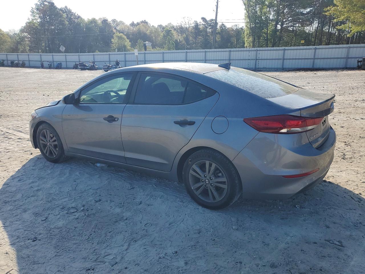 2018 HYUNDAI ELANTRA SEL photo 4