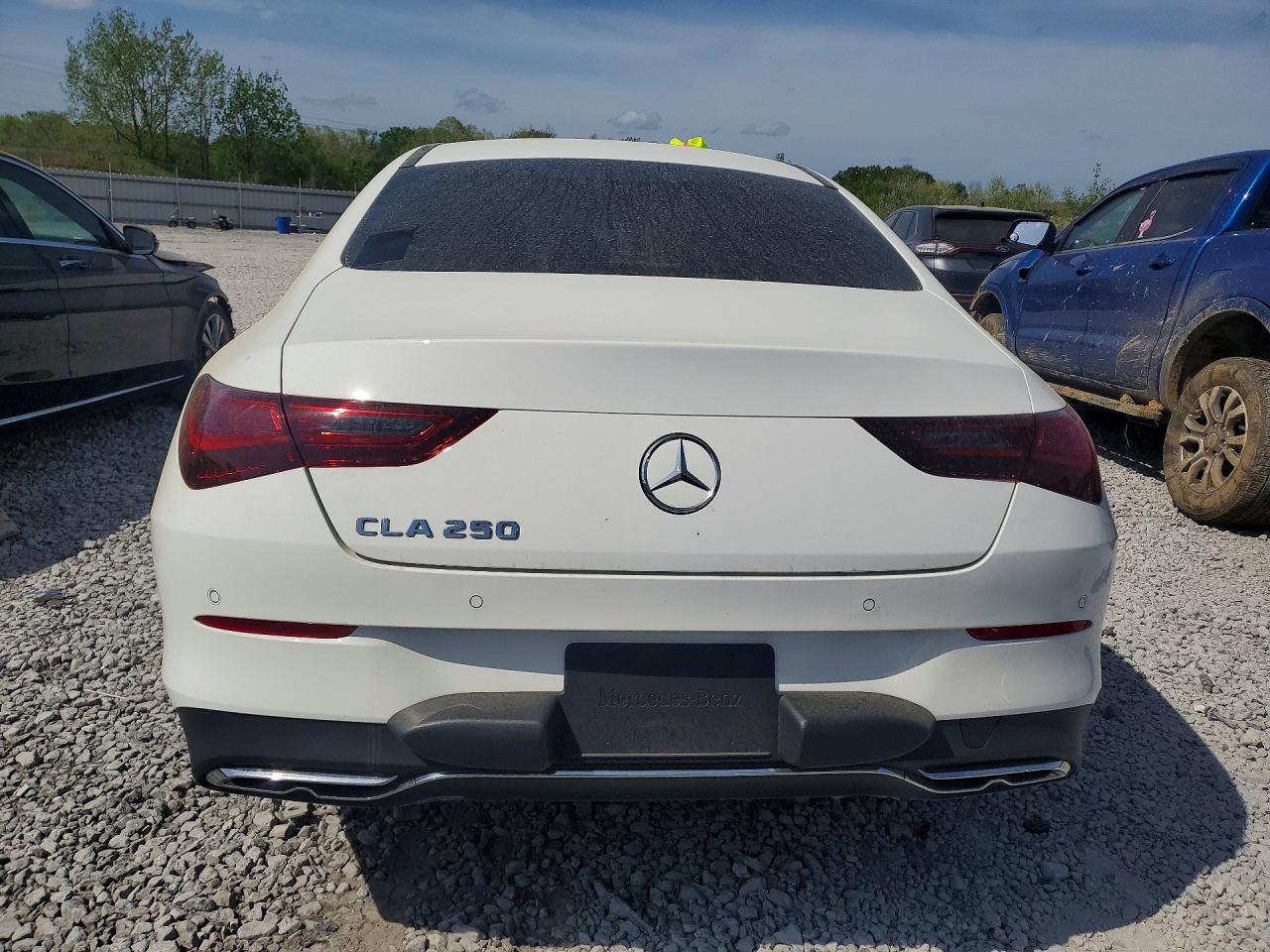 2026 MERCEDES-BENZ CLA 250 photo 11