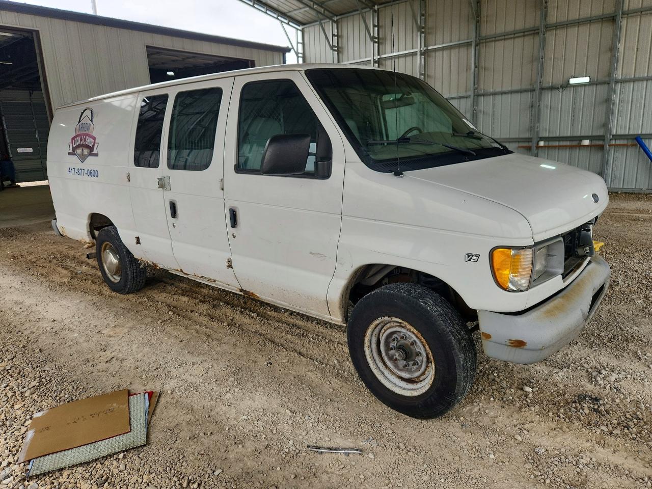 1999 FORD E250 UTILITY / SERVICE VAN photo 10
