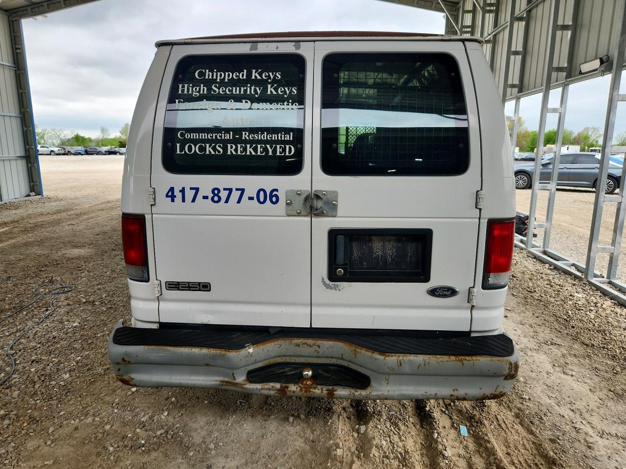 1999 FORD E250 UTILITY / SERVICE VAN photo 16