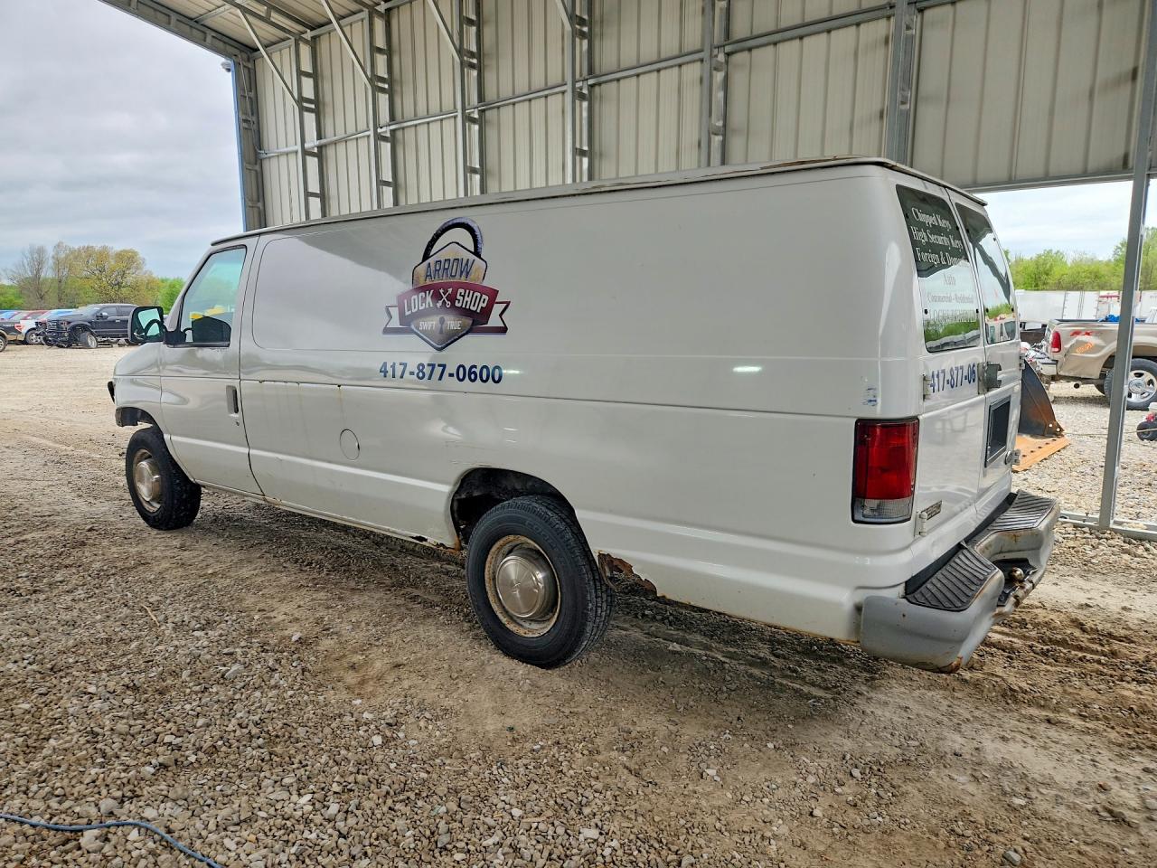 1999 FORD E250 UTILITY / SERVICE VAN photo 4