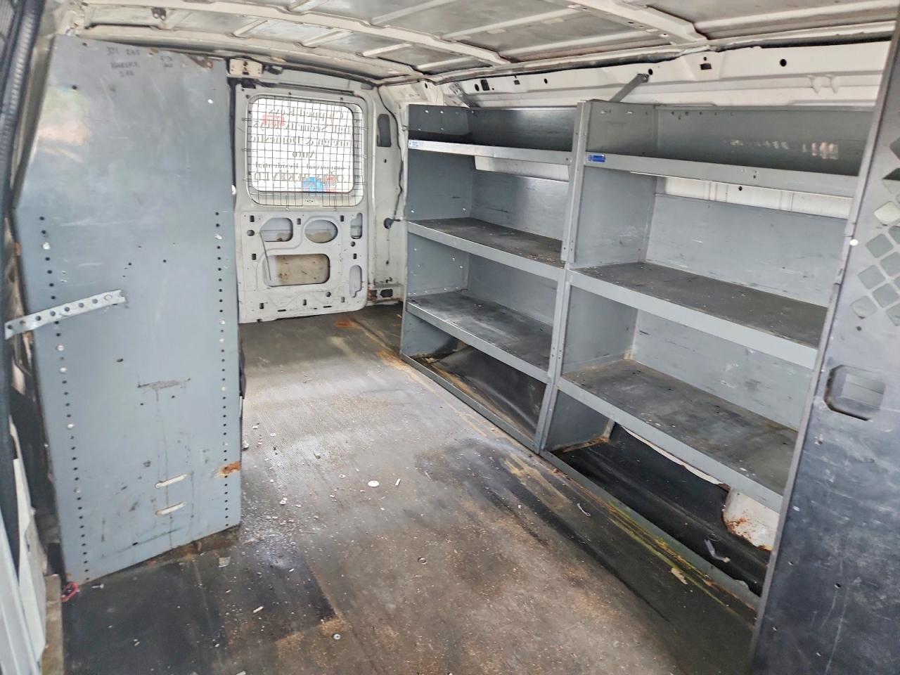 1999 FORD E250 UTILITY / SERVICE VAN photo 31