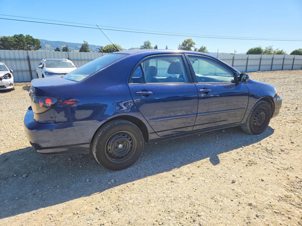 2003 TOYOTA COROLLA LE photo 5
