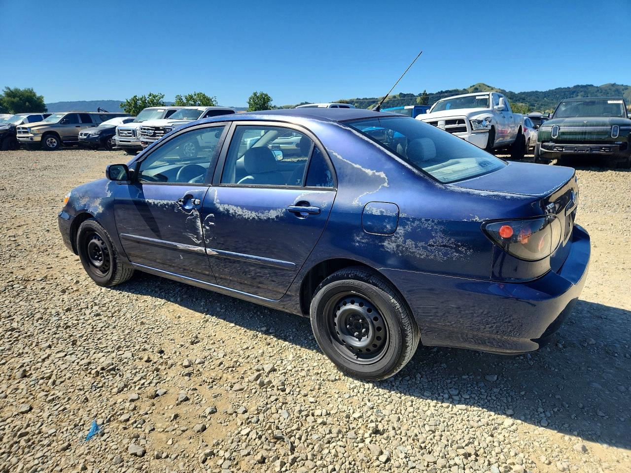 2003 TOYOTA COROLLA LE photo 3