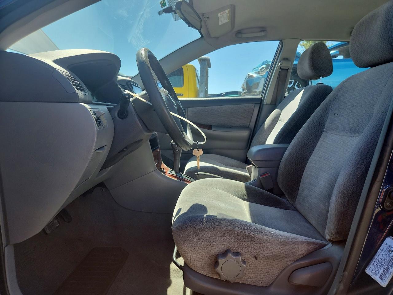2003 TOYOTA COROLLA LE photo 13