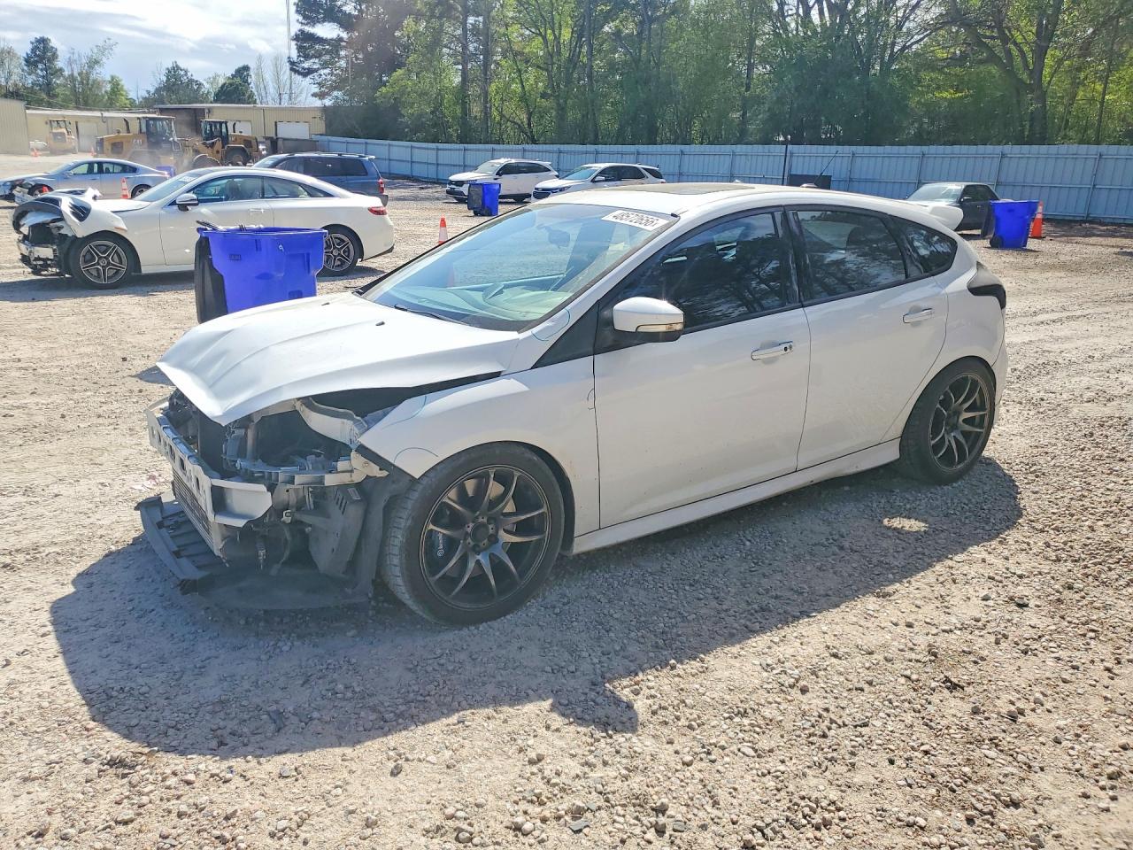 2015 FORD FOCUS