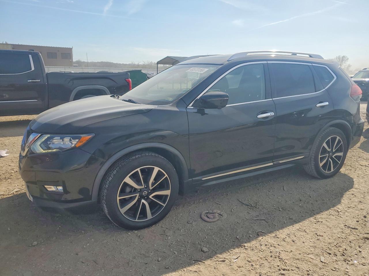 2018 NISSAN ROGUE